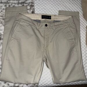 Abercrombie & Fitch Light Khaki Chinos